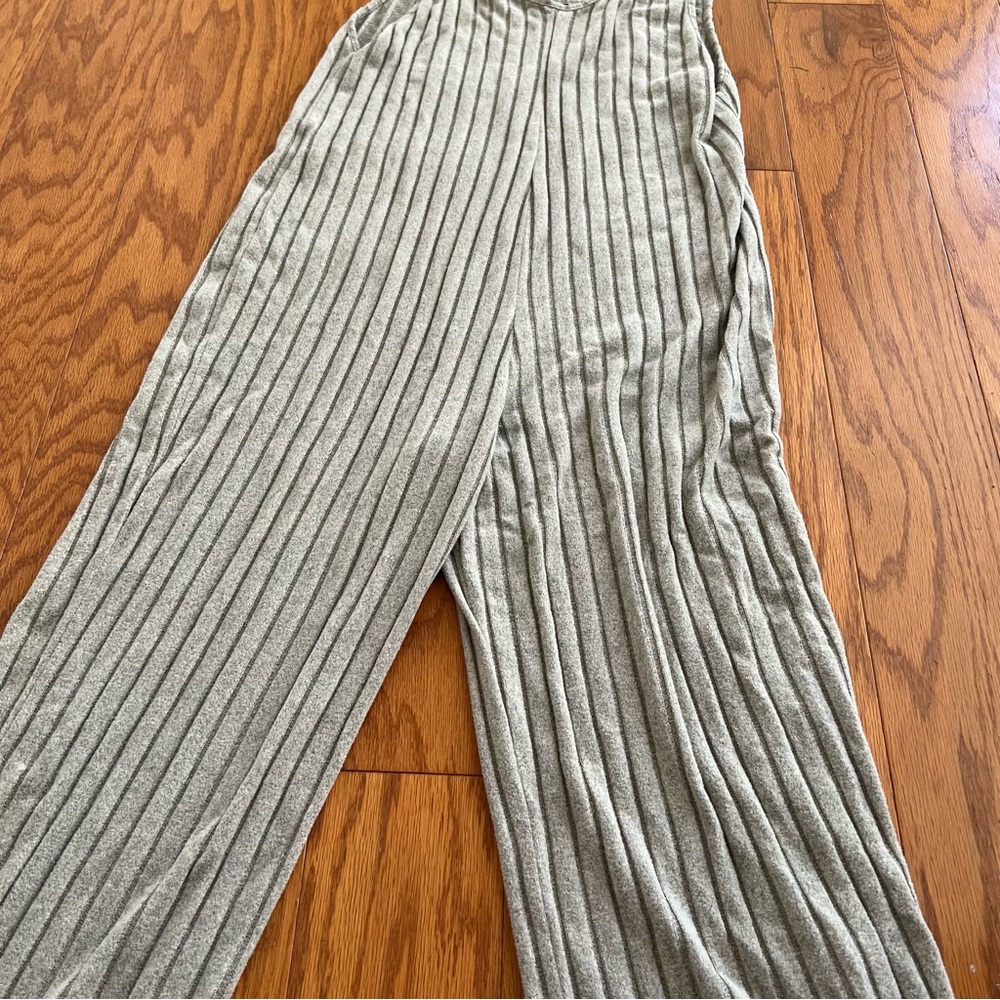 SHEIN Gray Ribbed Sleeveless jumpsuit XL extra large - Picture 5 of 10